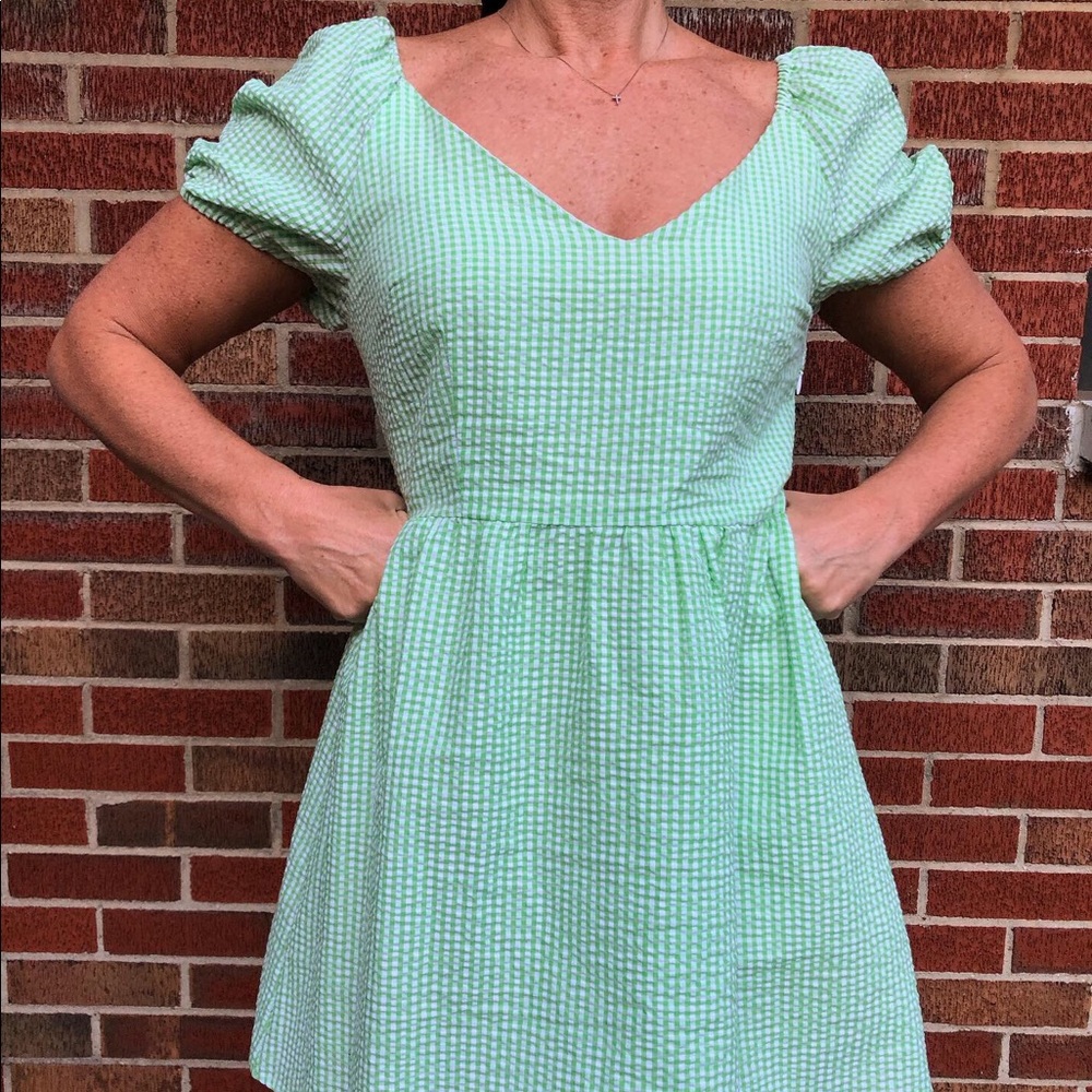Urban Outfitters V neck gingham babydoll dress